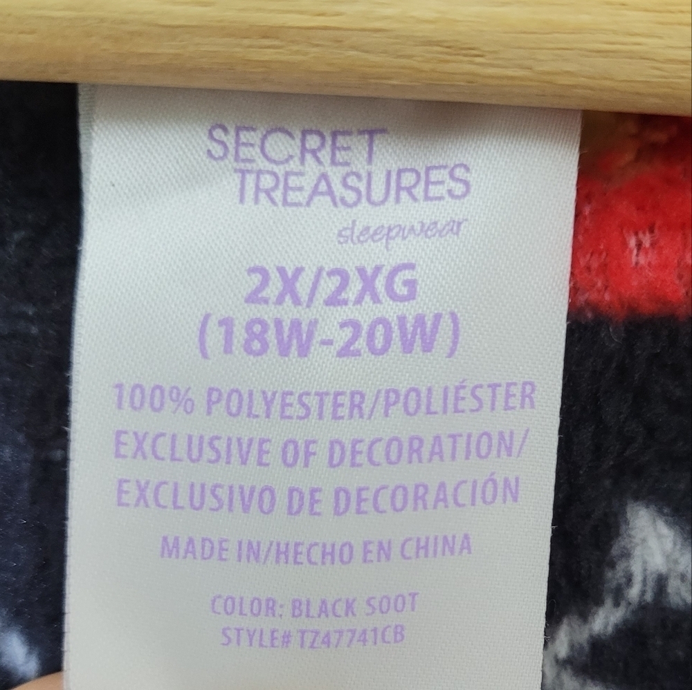 Secret Treasures Nutcracker Fleece Onesie Women’s Size 2X - Picture 7 of 8